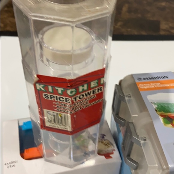 Bundle of four Set off containers and more - Picture 5 of 5